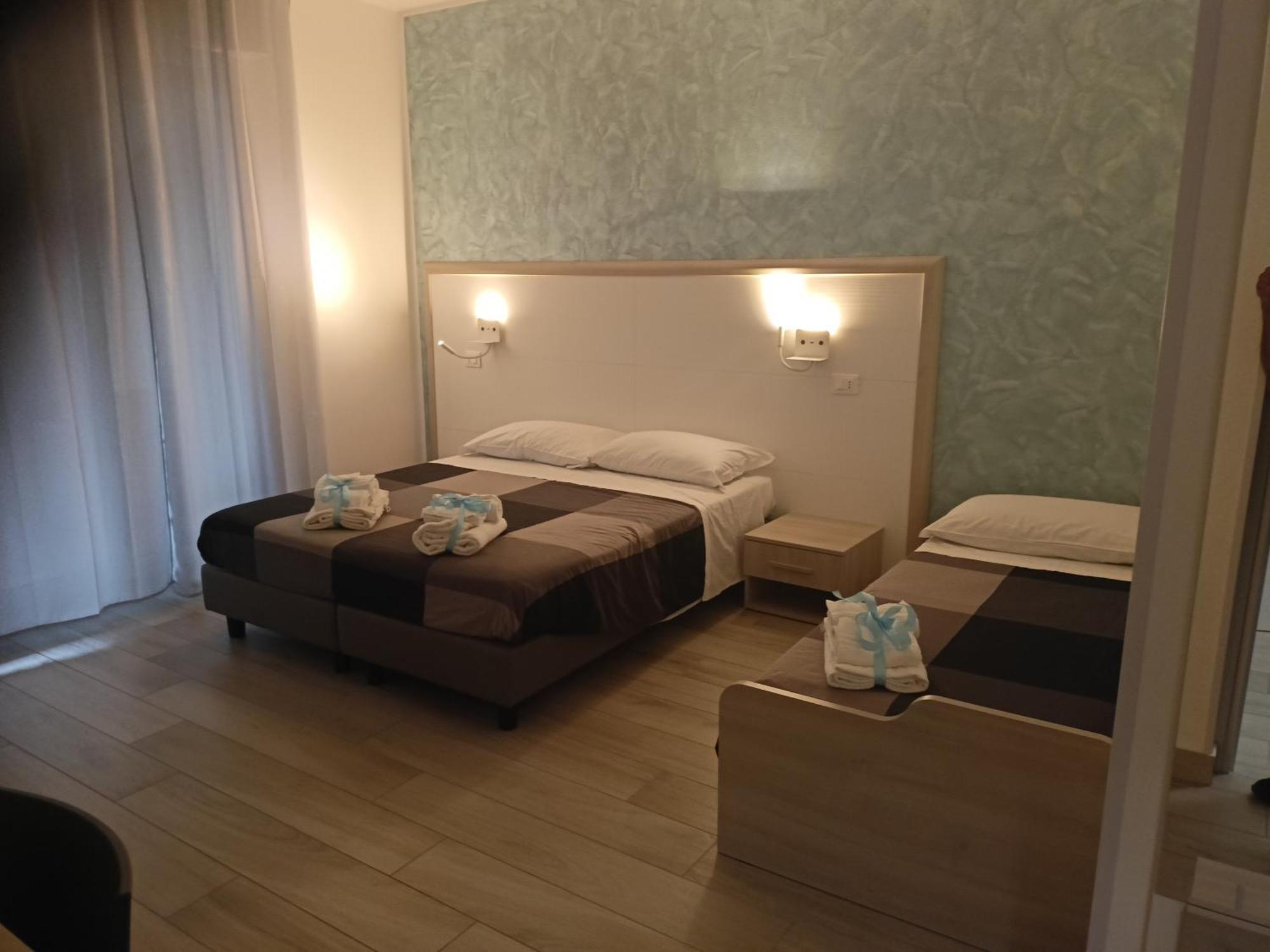 La Dea Rooms แฟร์รารา ภายนอก รูปภาพ