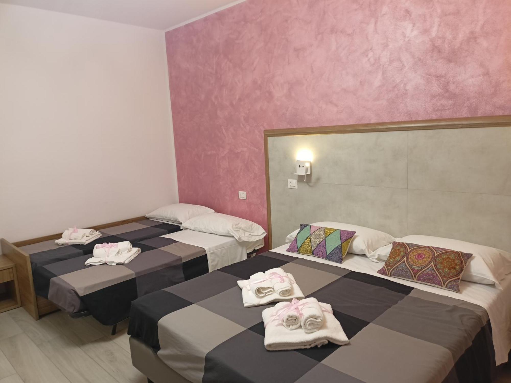 La Dea Rooms แฟร์รารา ภายนอก รูปภาพ